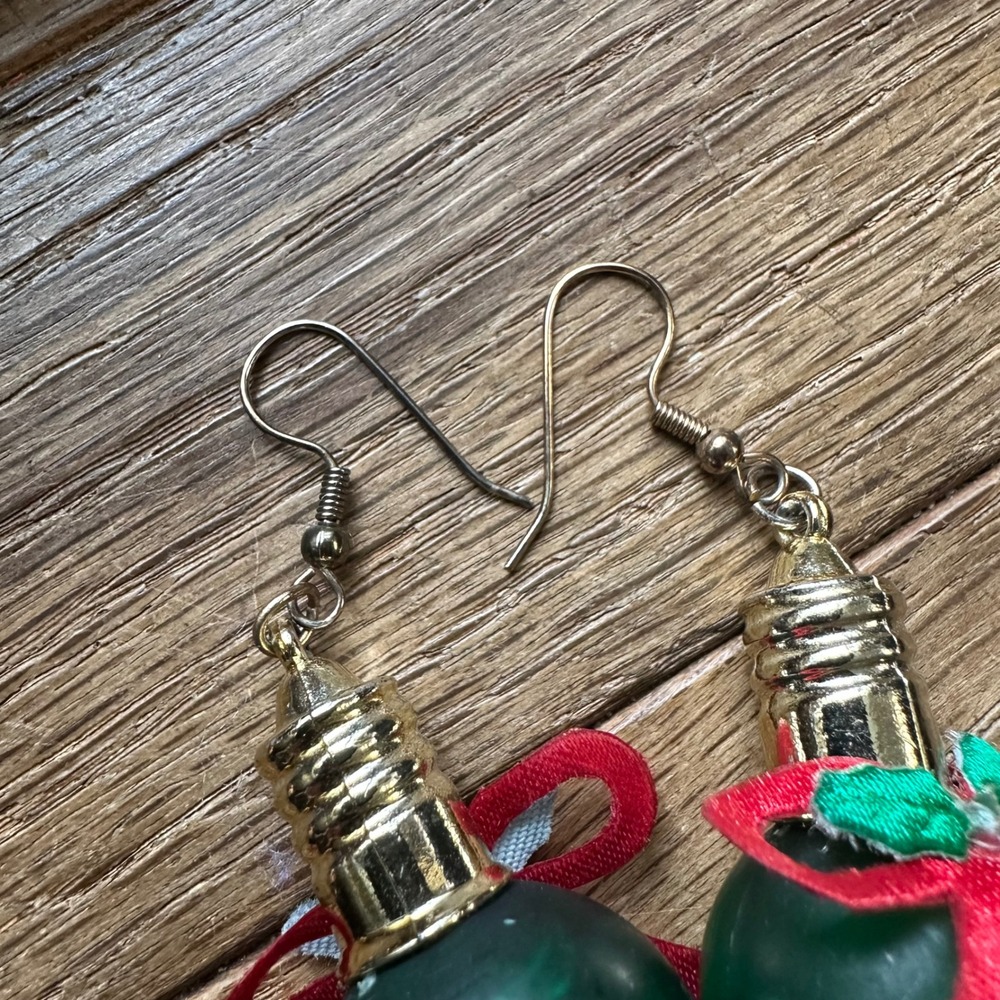 Christmas Light Bulb Earrings Green Red Bow Dangling Holiday Festive Jewelry - Picture 4 of 4